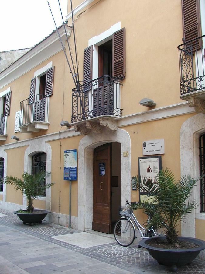 بيسكارا Suites Rome المظهر الخارجي الصورة
